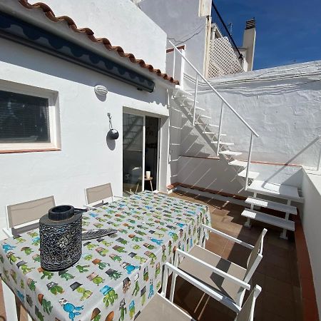 Amazing 2 Bedroom Apartment With Big Sun Terrace Sitges Centre Beach Екстериор снимка