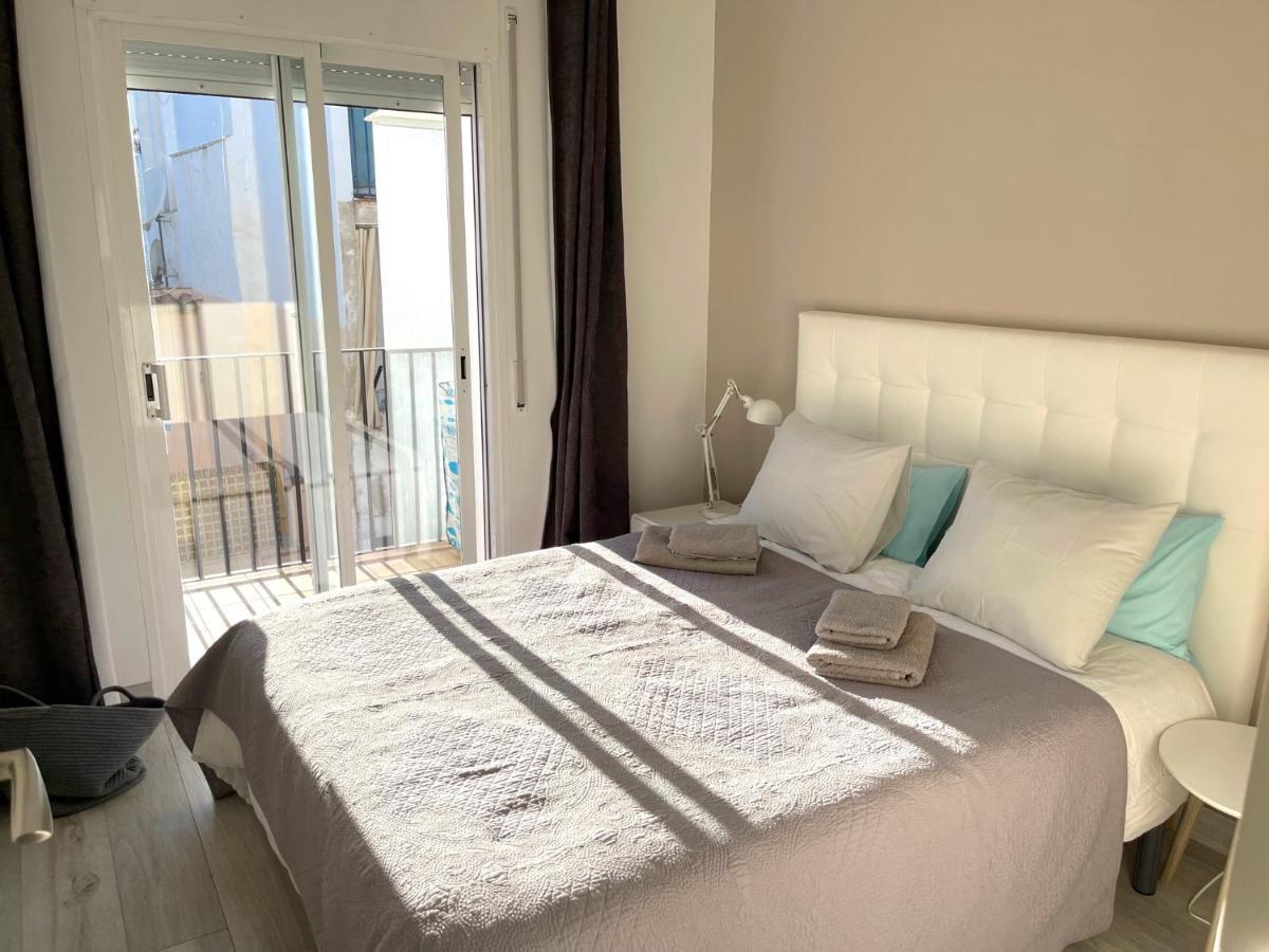 Amazing 2 Bedroom Apartment With Big Sun Terrace Sitges Centre Beach Екстериор снимка