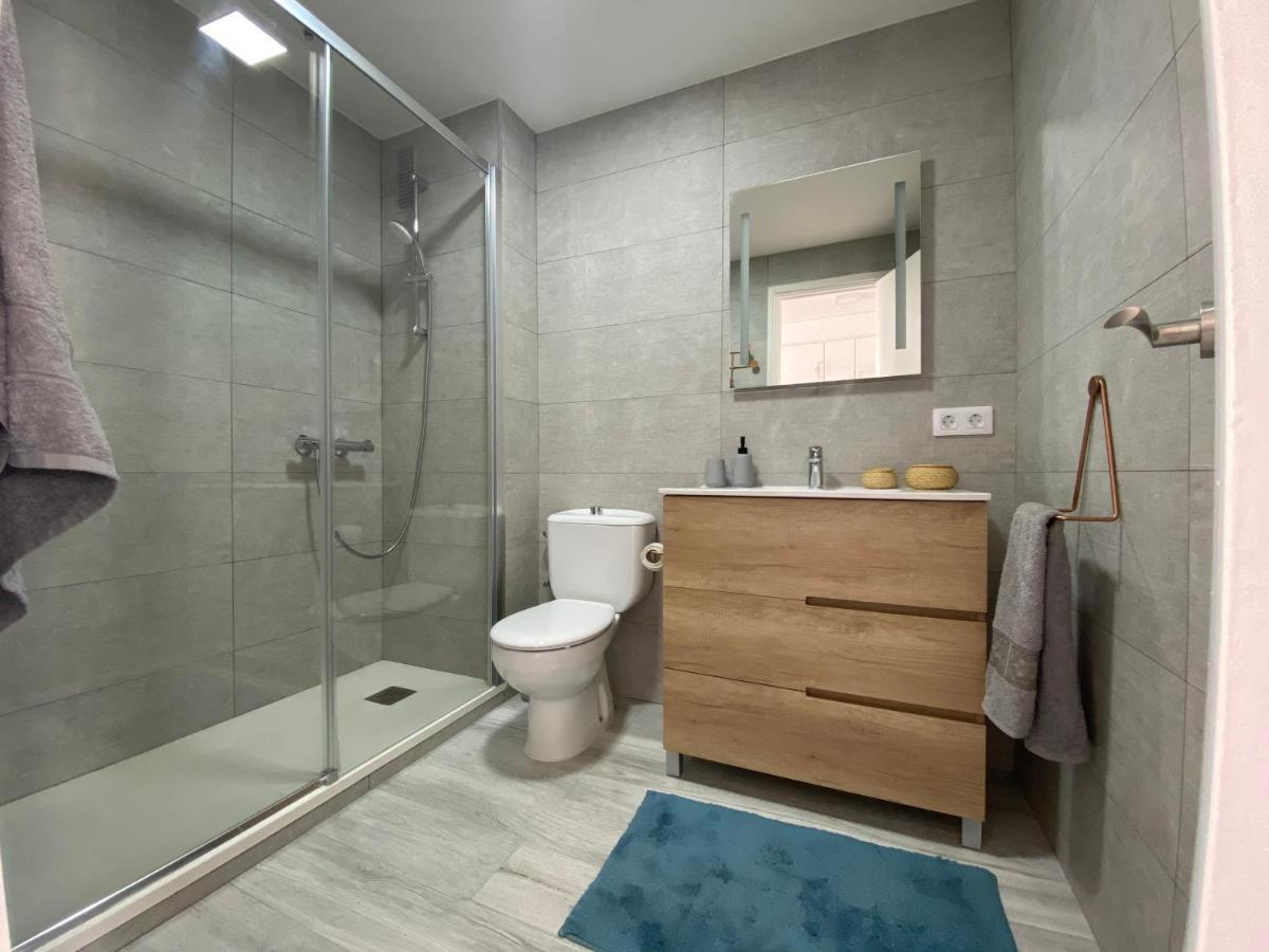 Amazing 2 Bedroom Apartment With Big Sun Terrace Sitges Centre Beach Екстериор снимка